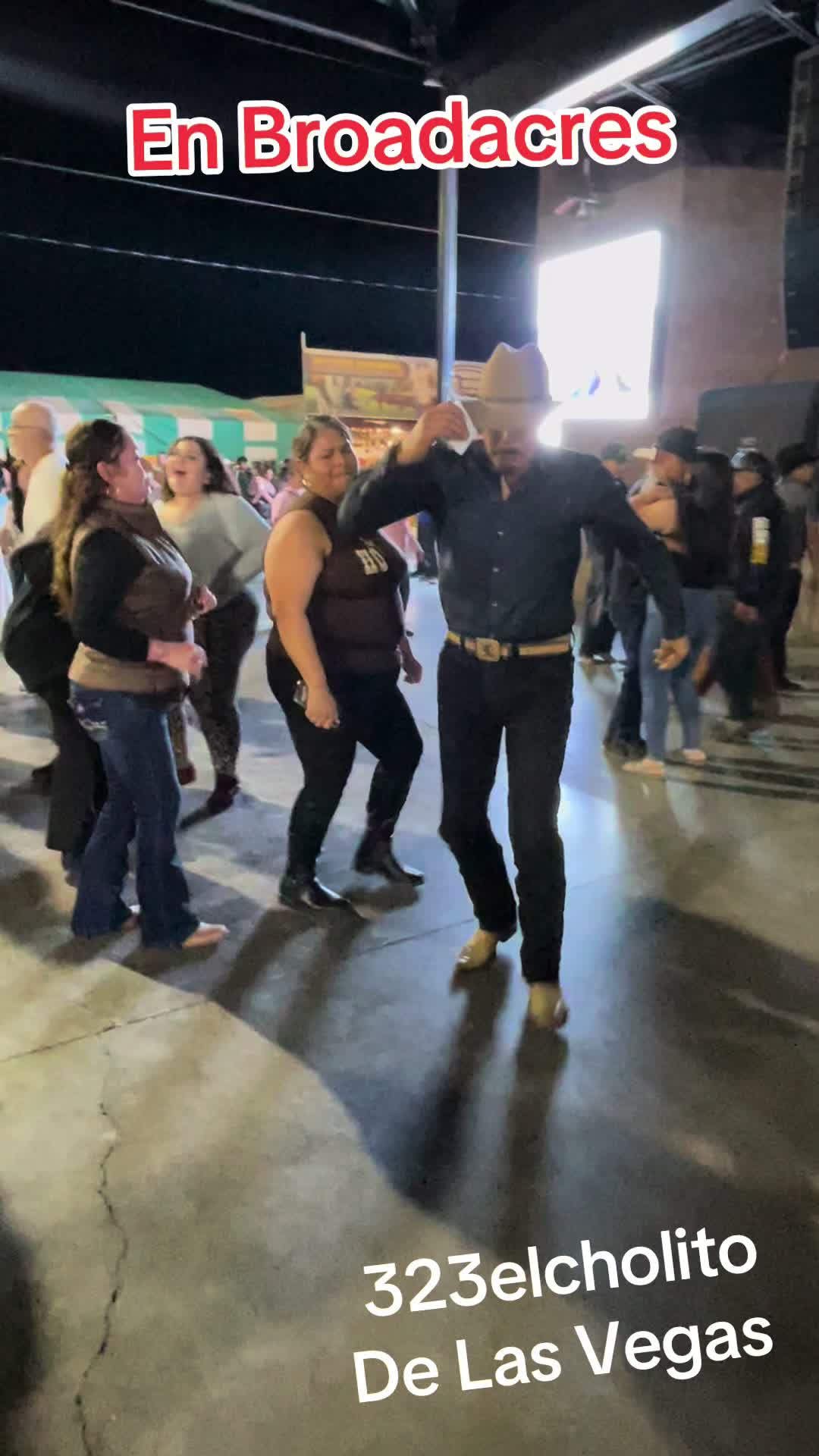 @323elcholito