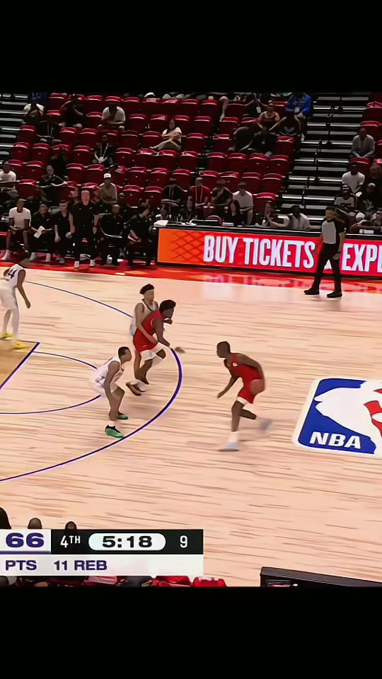 @HoopsWithBryant🐍