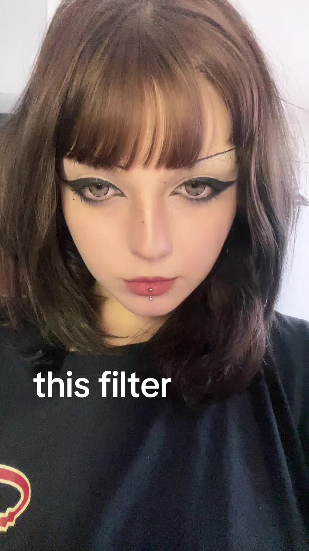 @HeyImYourFriend