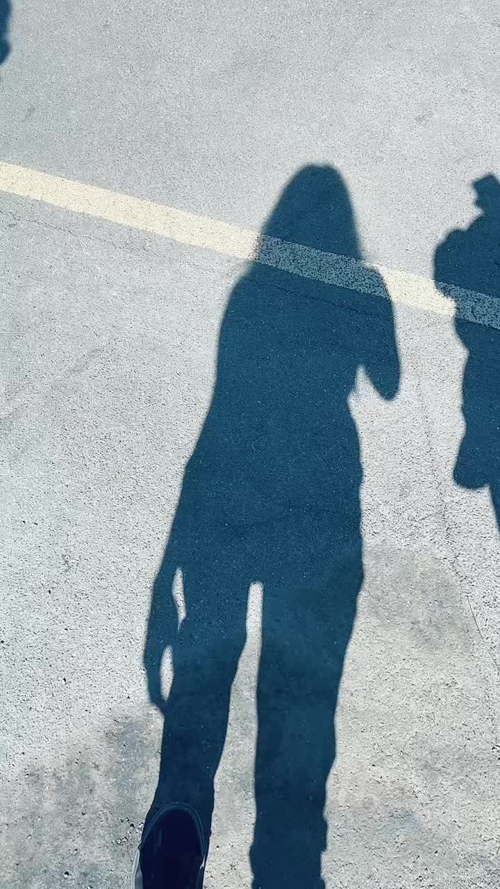 @alrightarianna