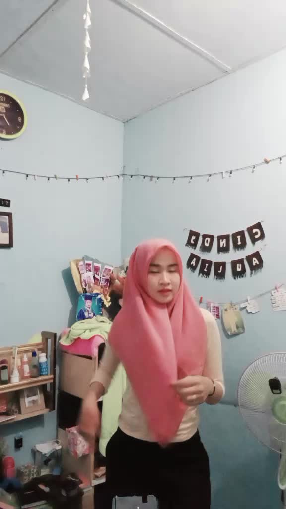 @Veraangelasiregar