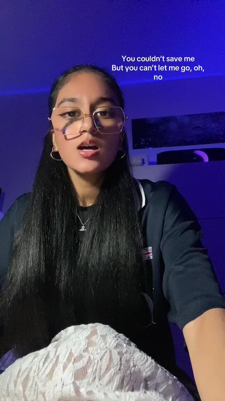 @𝐓𝐡𝐢𝐧𝐢