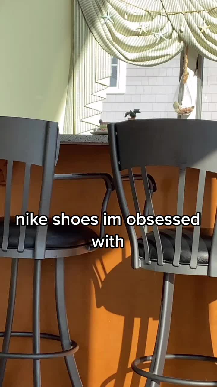@シシ𝚒𝚗𝚜𝚙𝚘