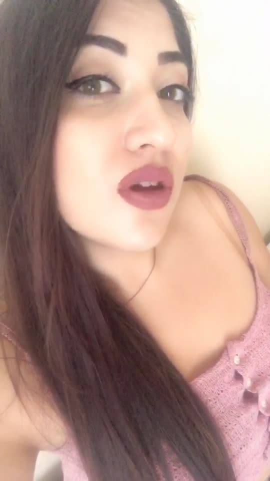 @Busraturk