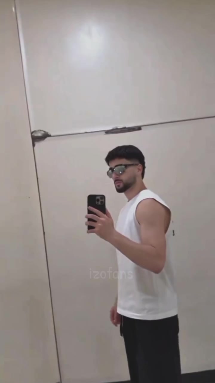@Izofans