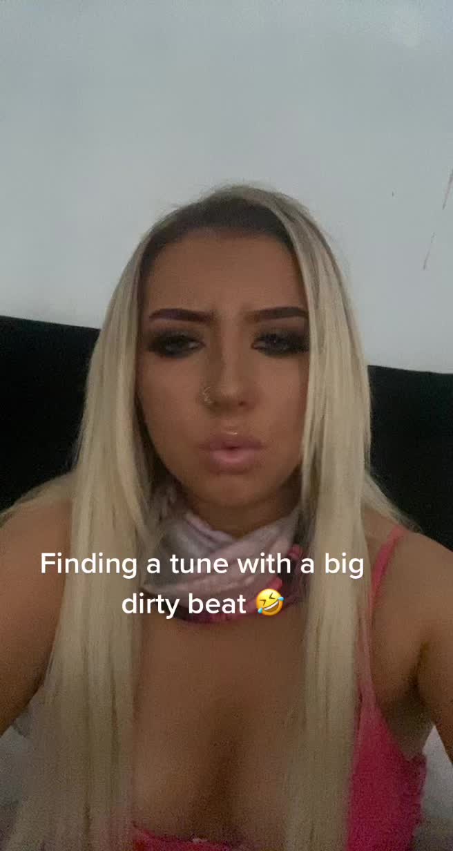 @jcarlyy49