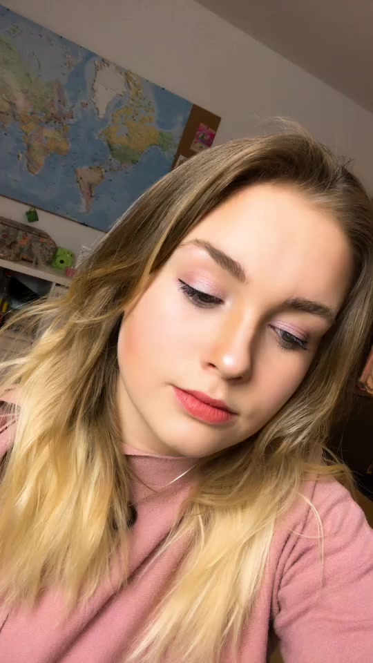 @🌸𝒦𝑜𝓇𝒶🌸
