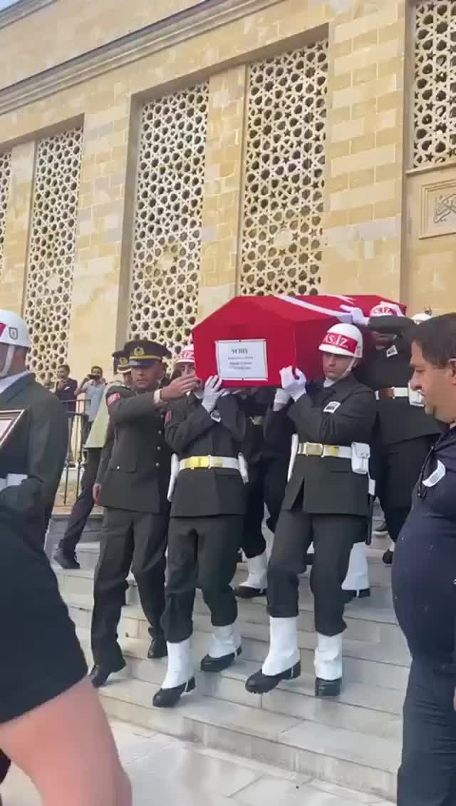 @Ferhat &Uuml;nl&uuml;