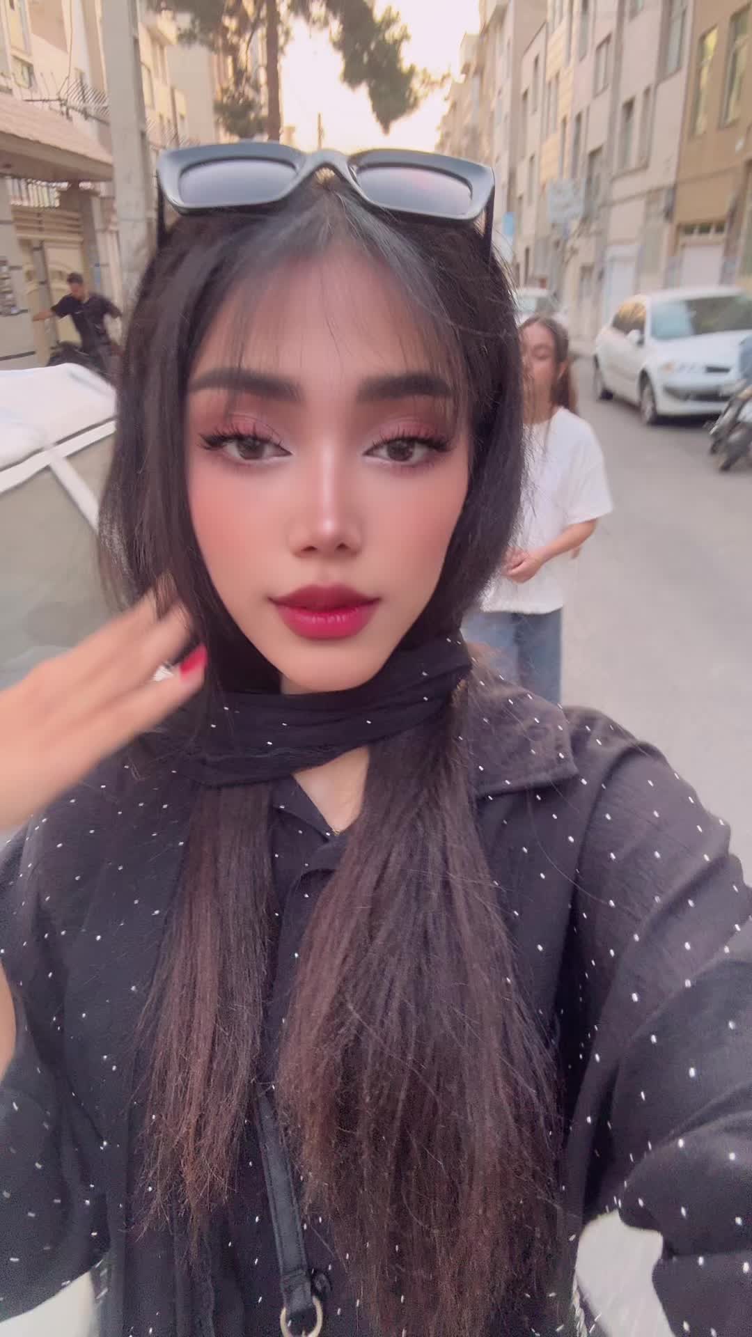 @Melikafarahani