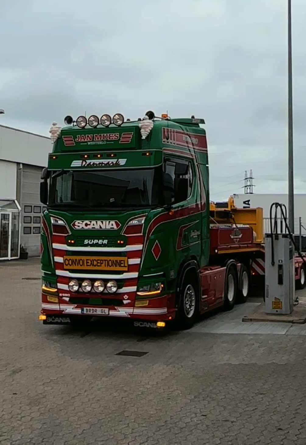 @FLB_Truckspot