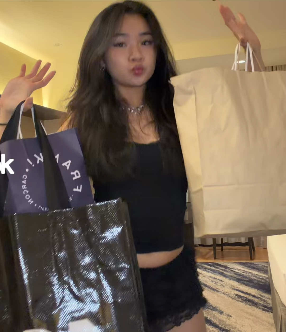 @celine😀