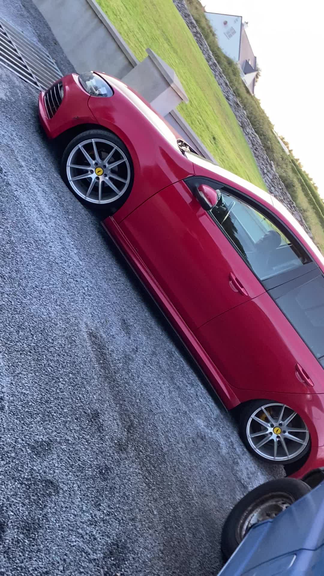 @Kellie 🔰🤙