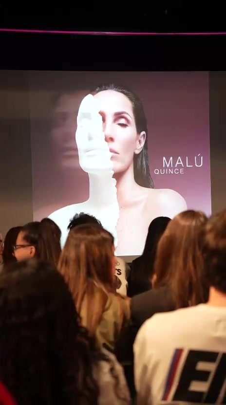 @Mal&uacute;