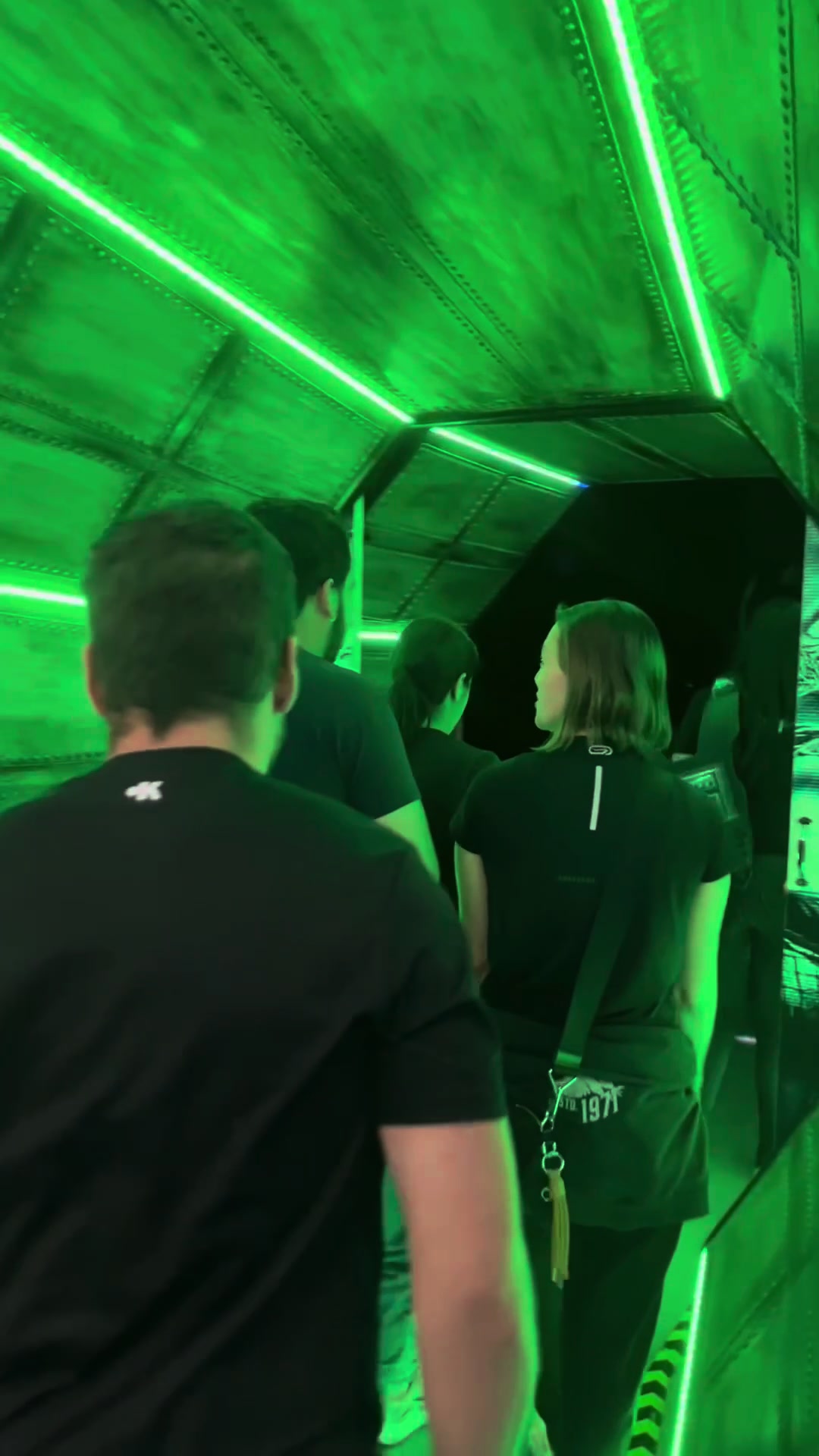 @Laser War Center