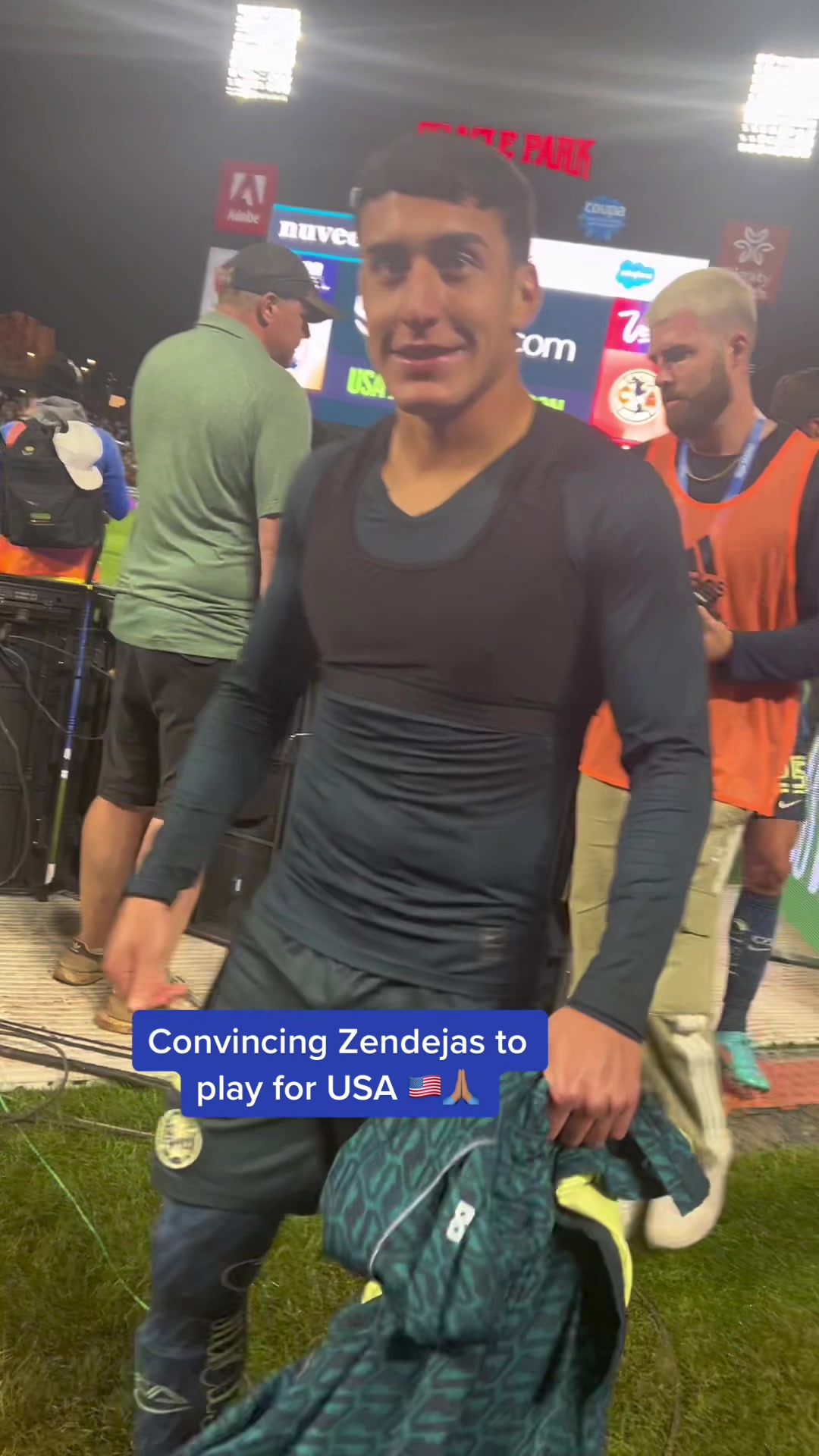 @Adri&aacute;n Monroy