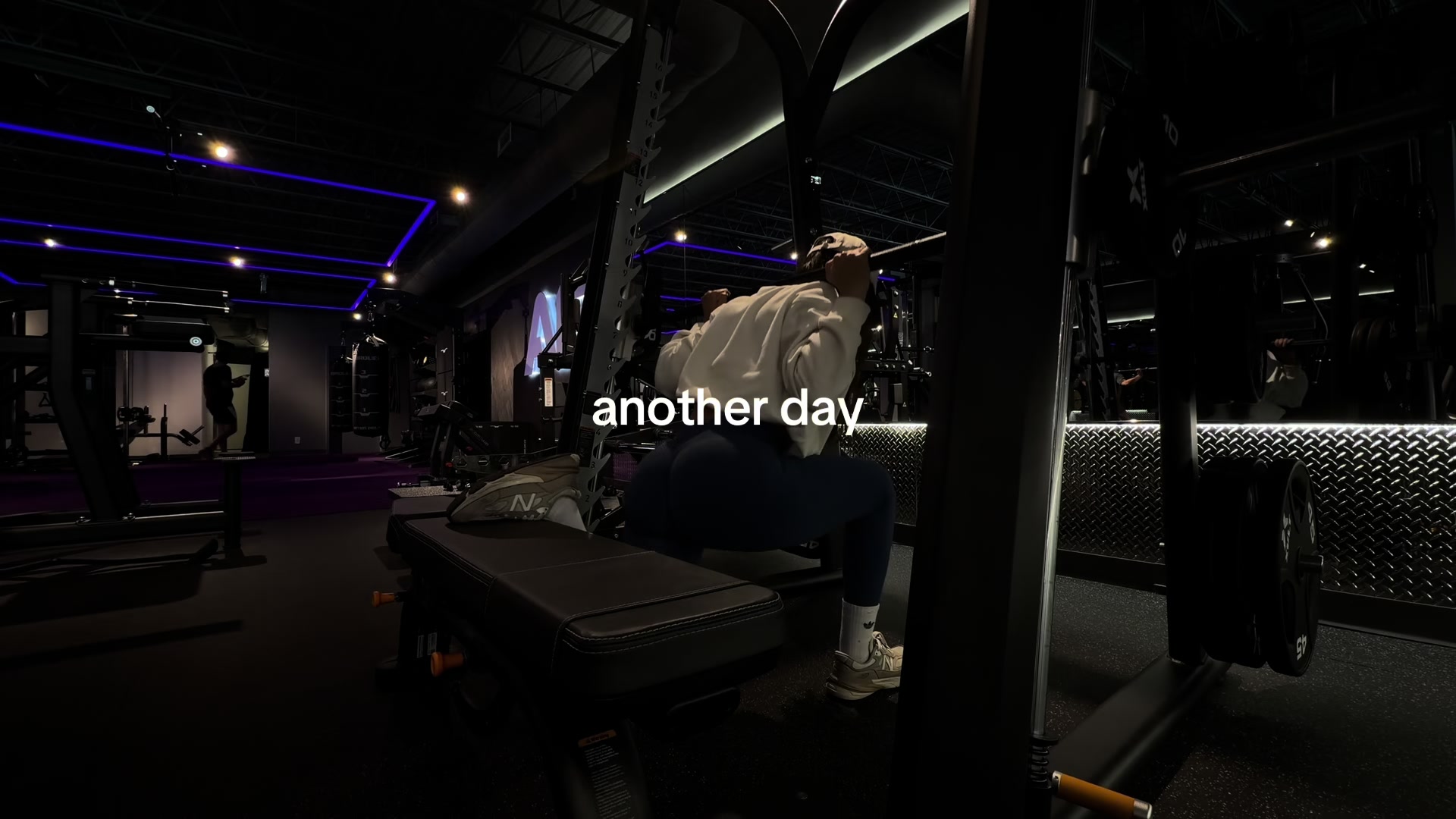 @Luna