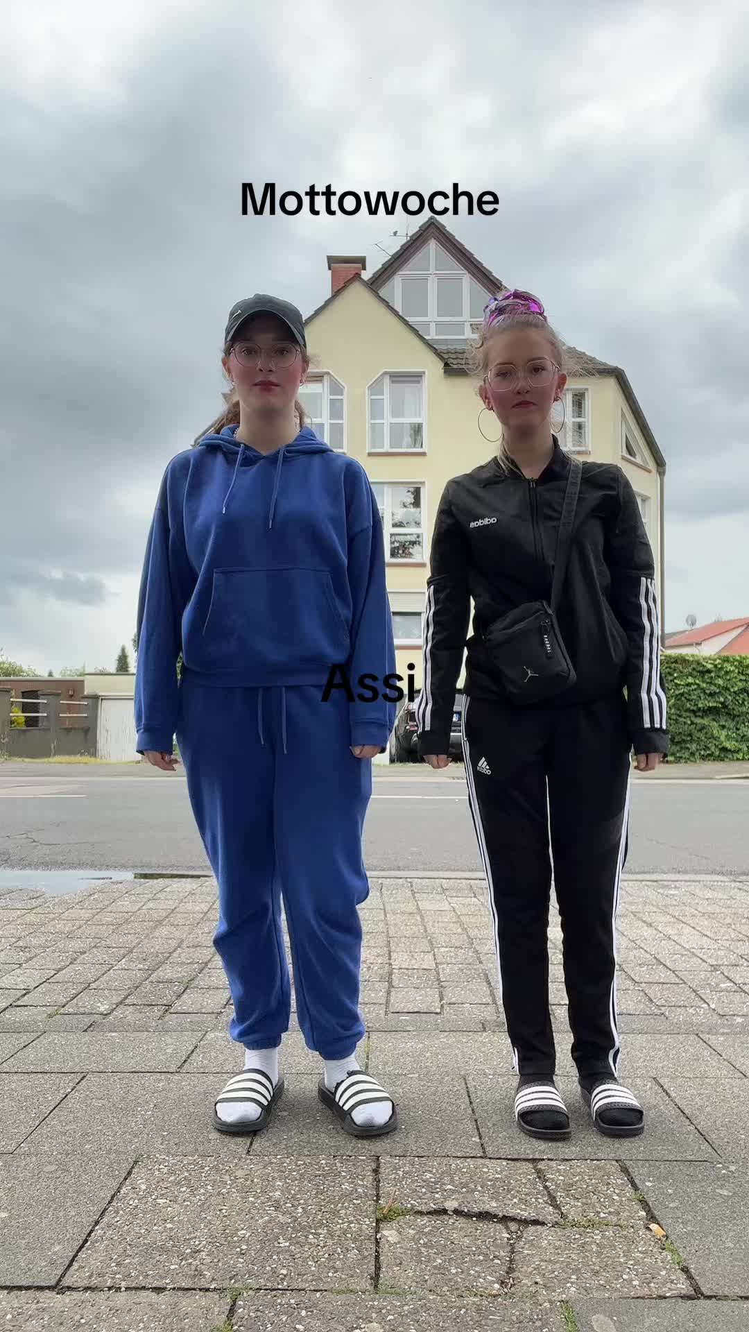 @Janina_clgn08