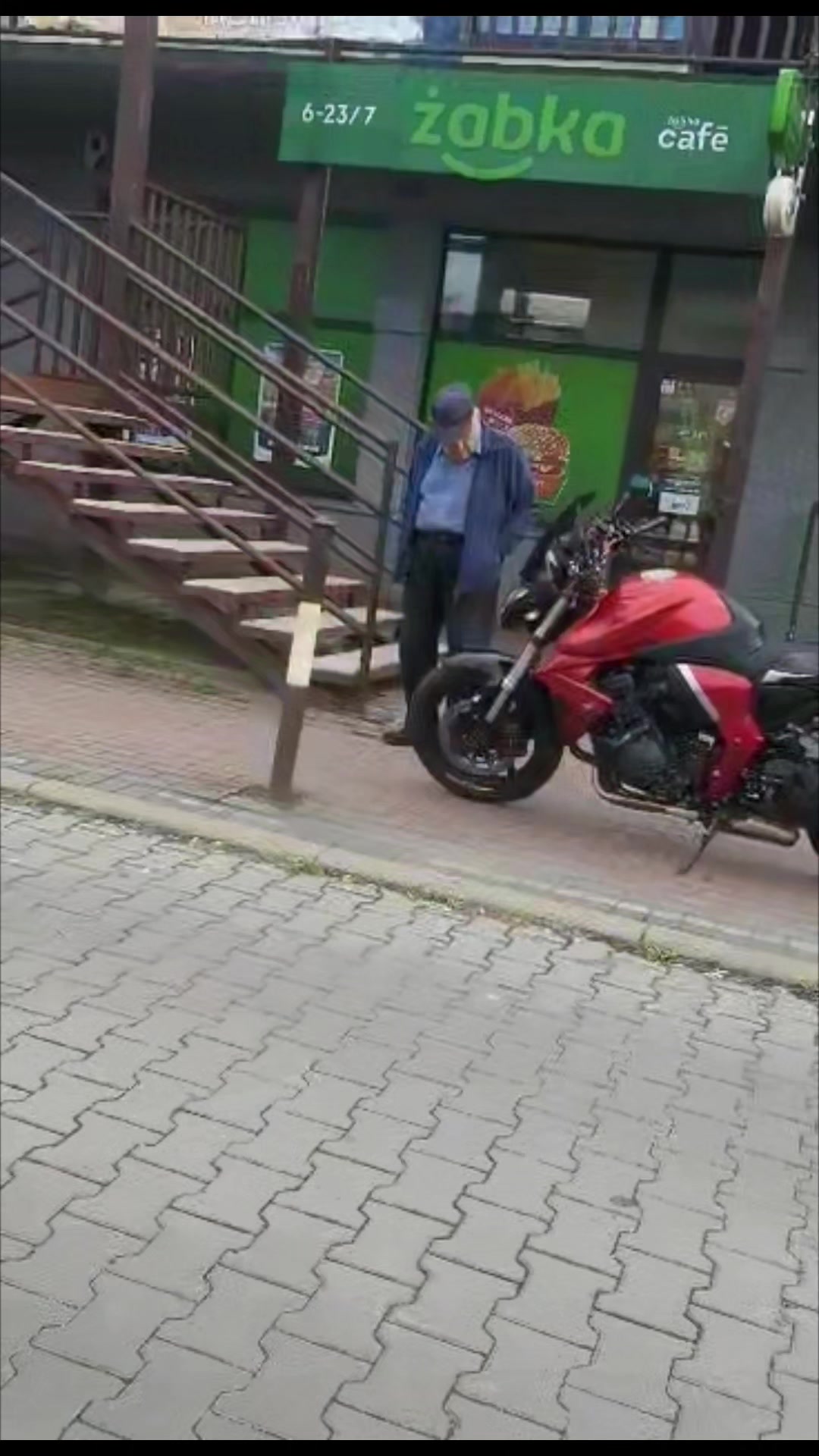 @Młody