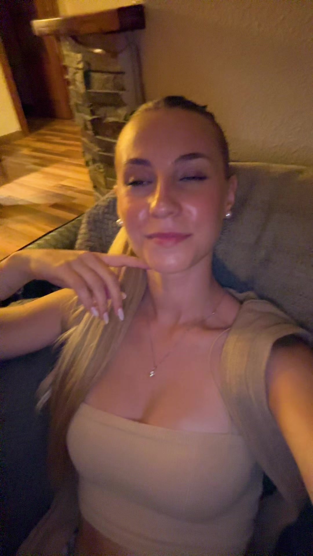 @Gia