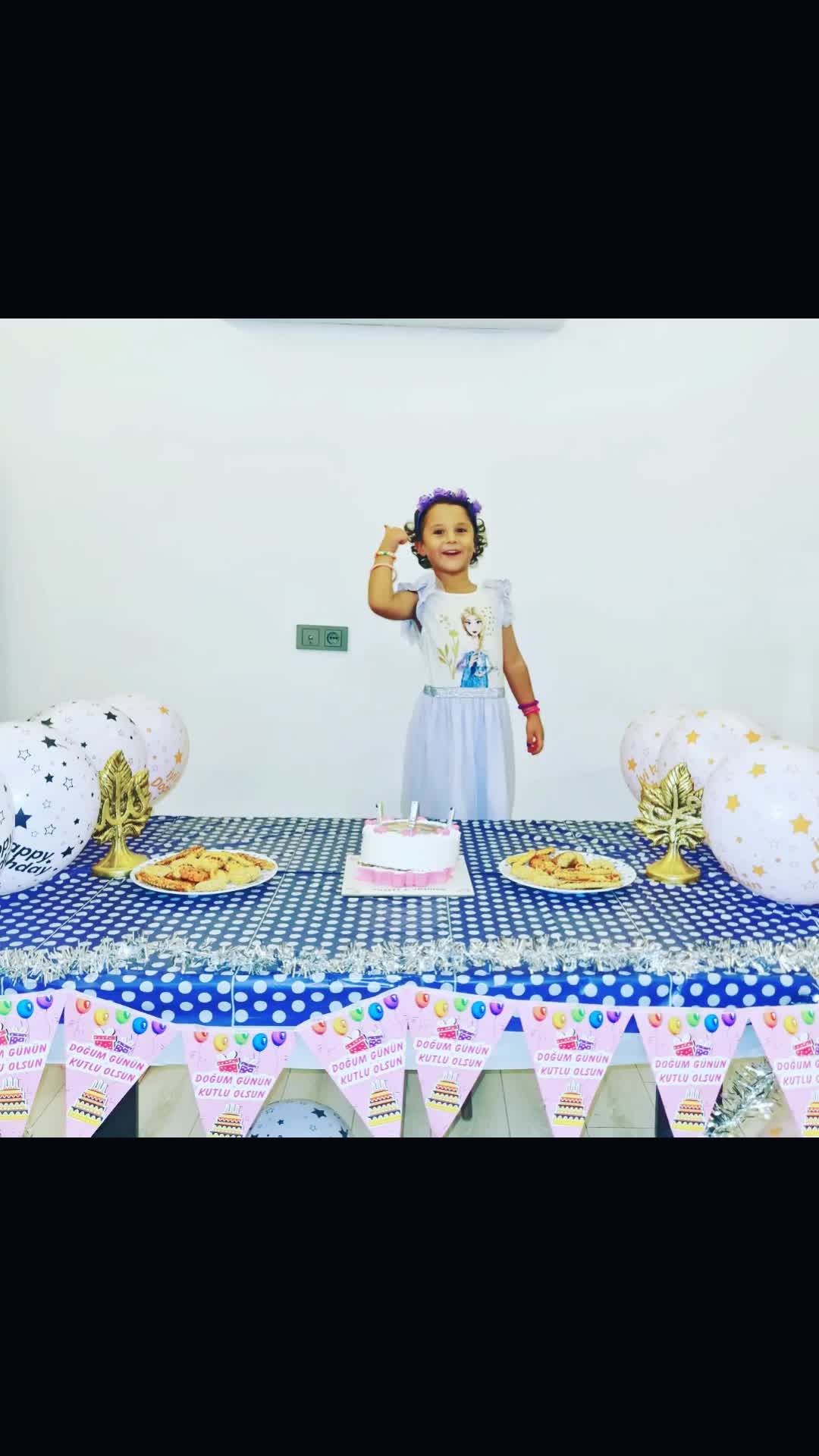 @Burcu Ayoğlu