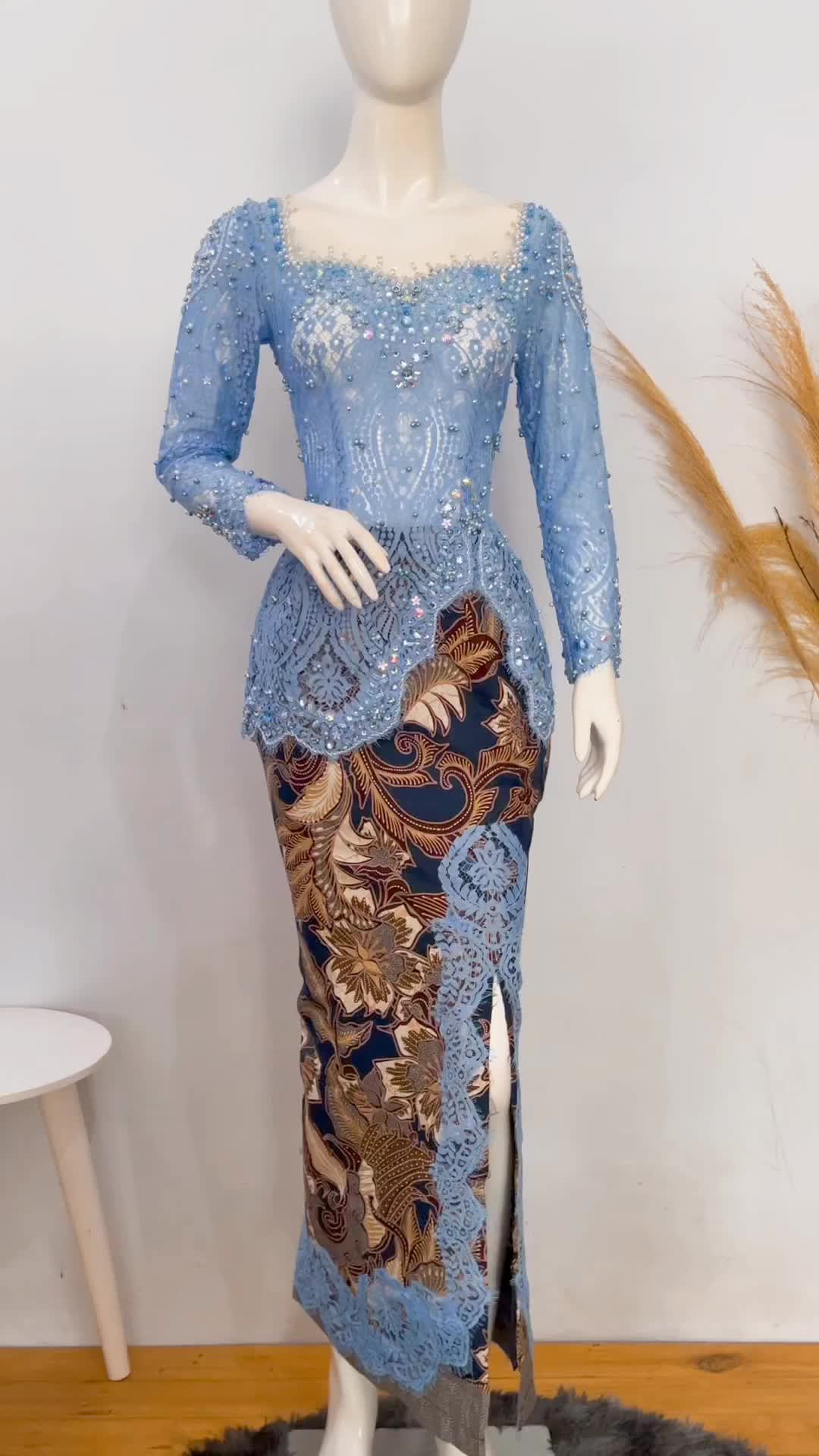@Rumah kebaya