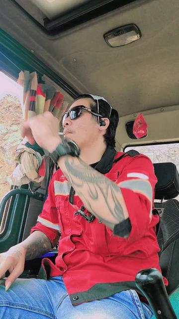 @Ricky ᥴһᥙk'᥊
