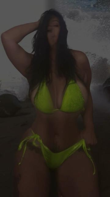 @Vietnamese Vixen