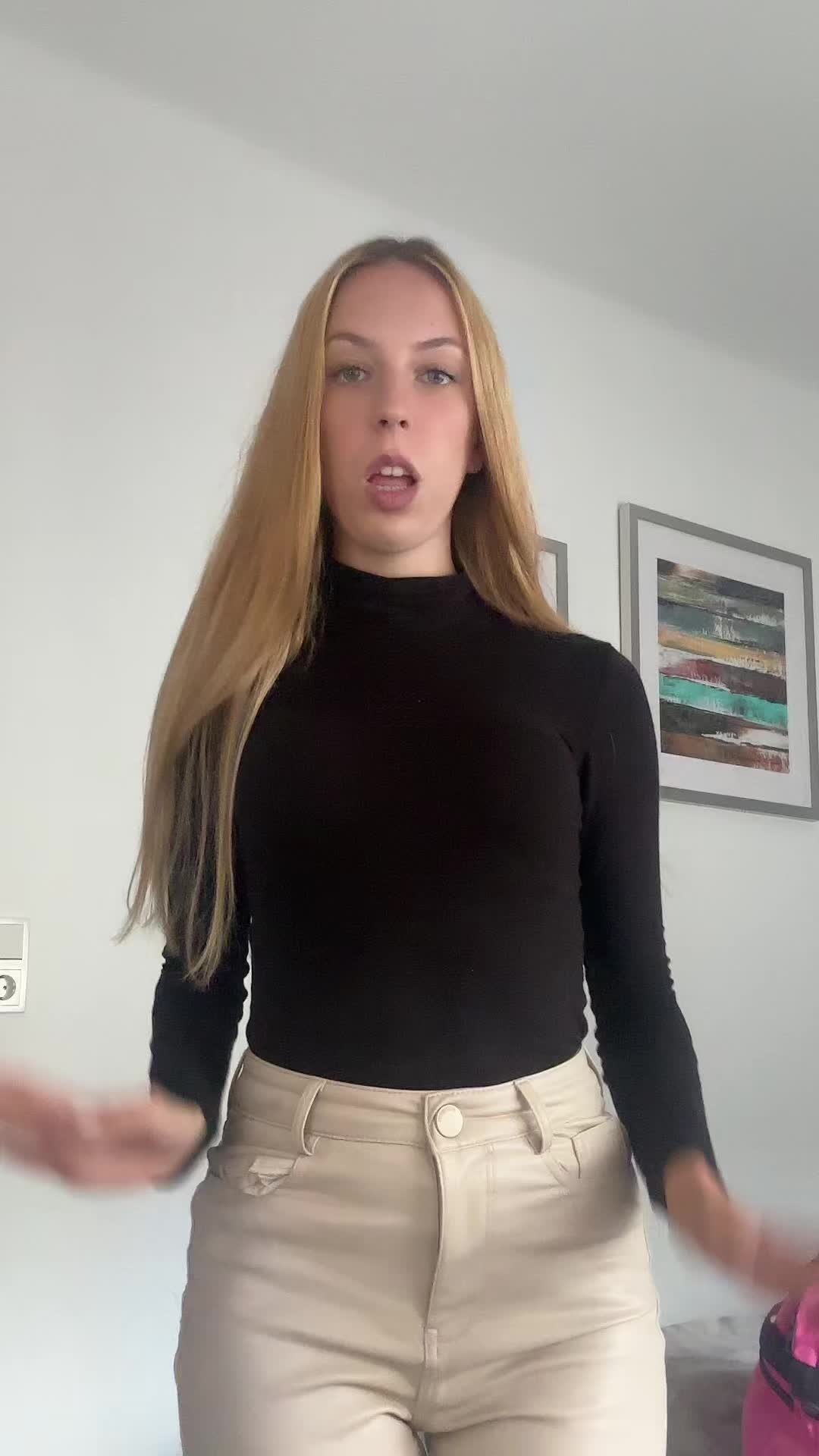 @_official_desiree