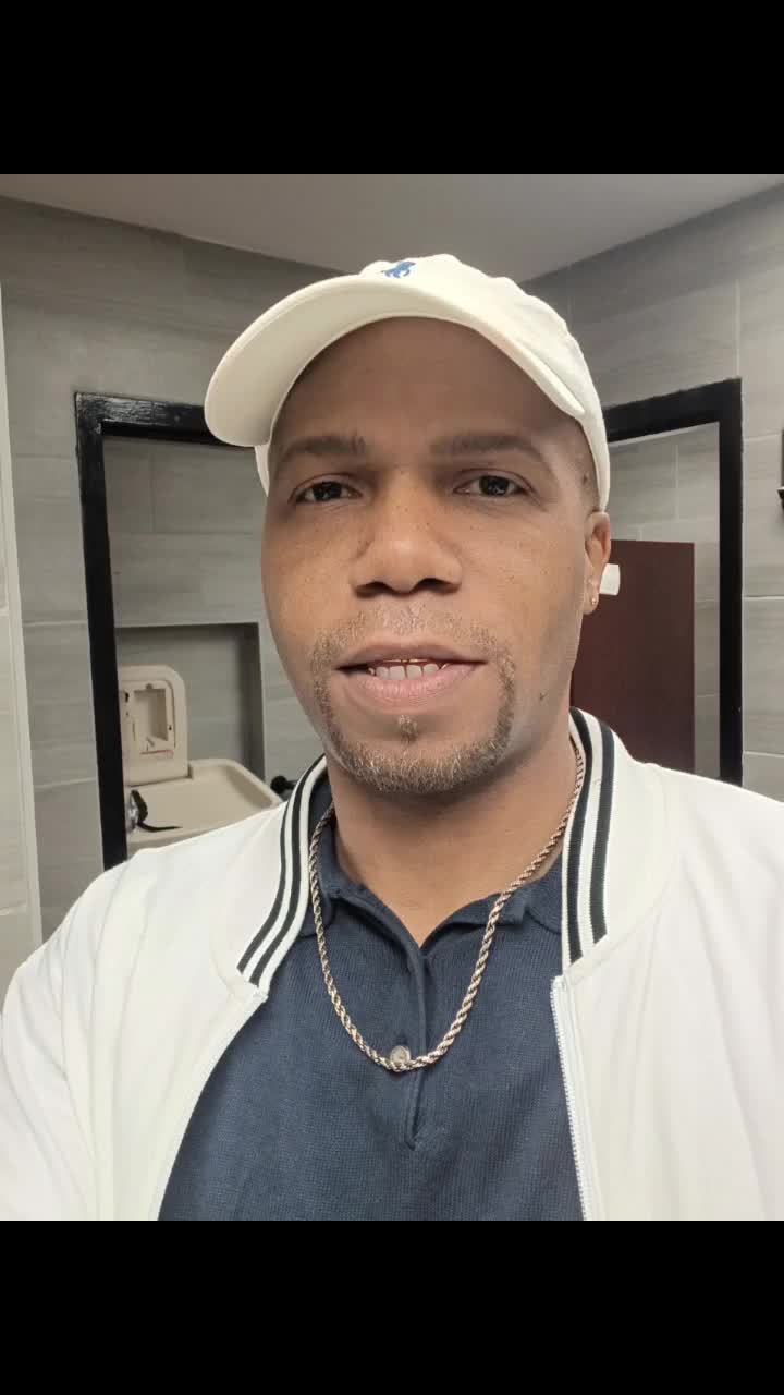 @Cjizzle