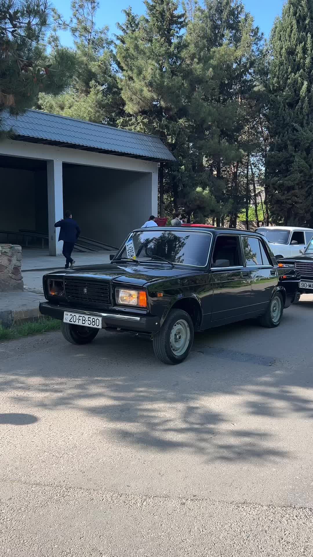 @099
