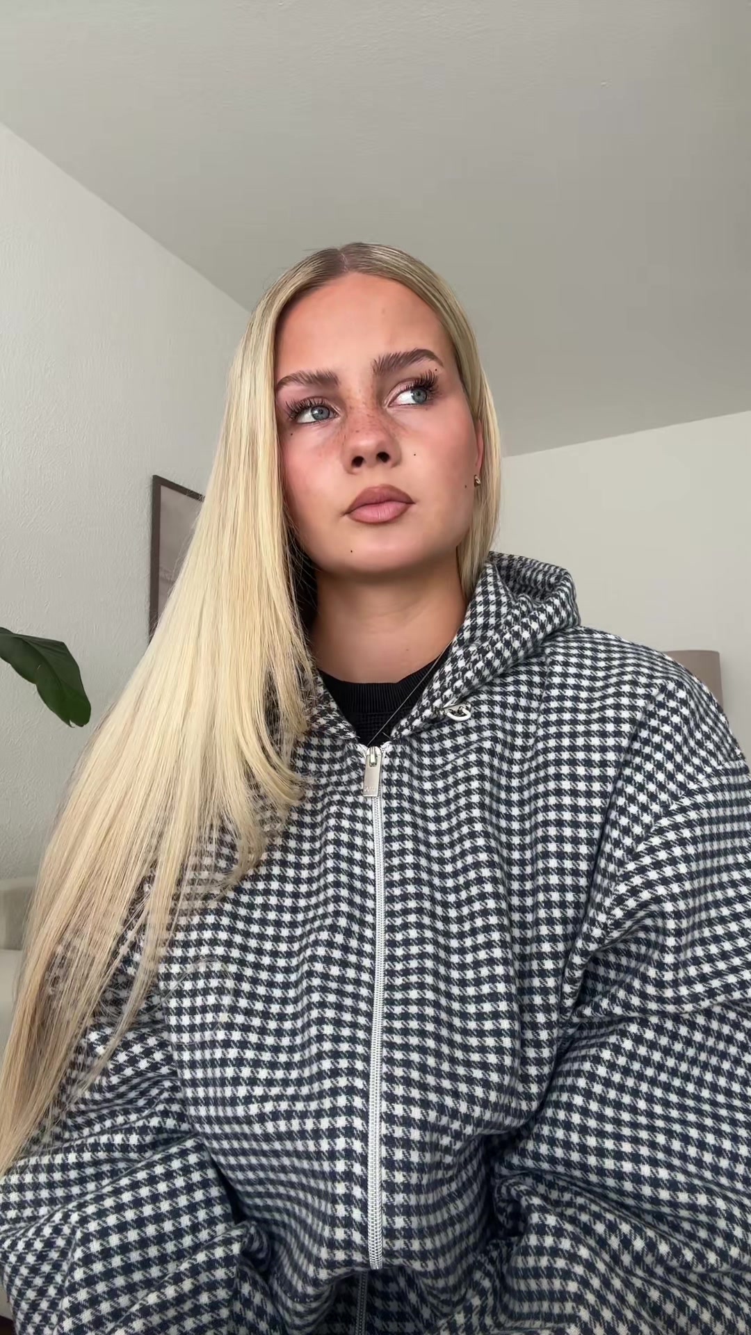 @4WSophiee