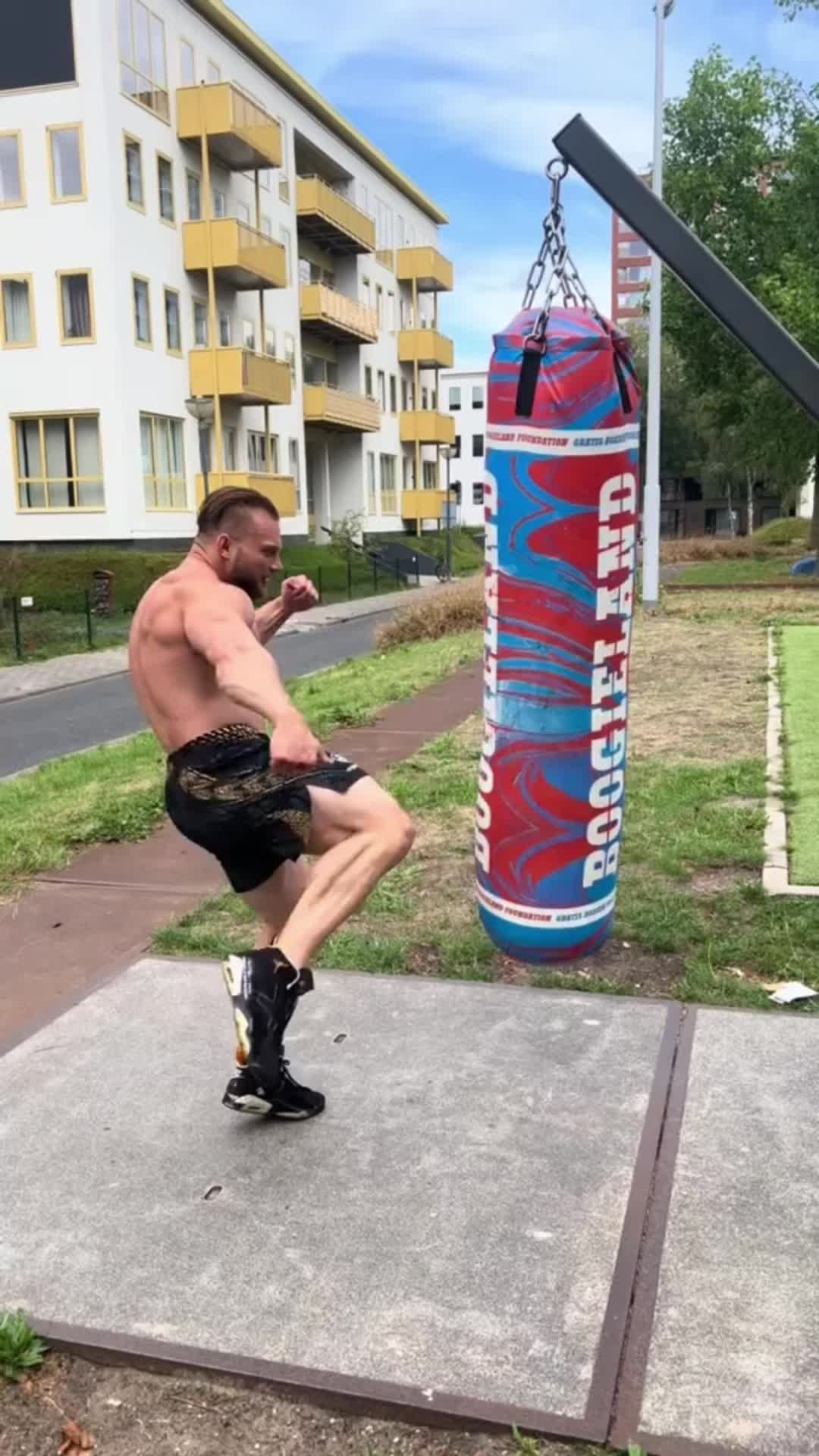 @Valentin Ioniţă