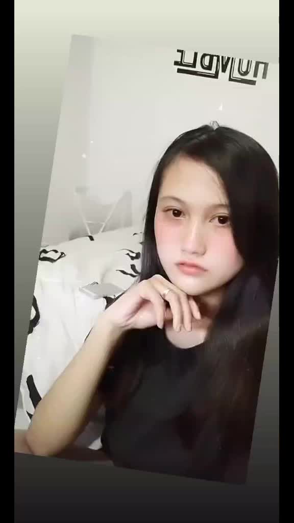 @✨️v v✨️