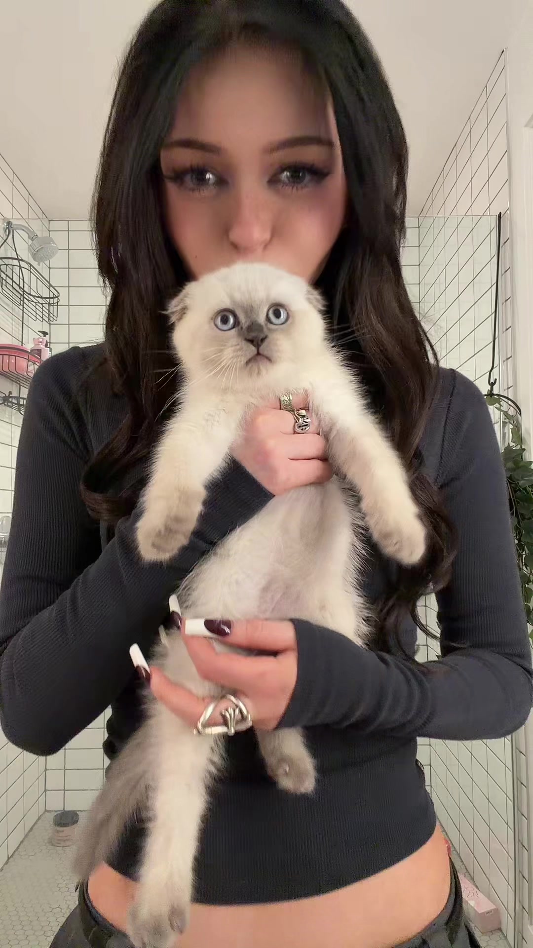 @nevaaadaa