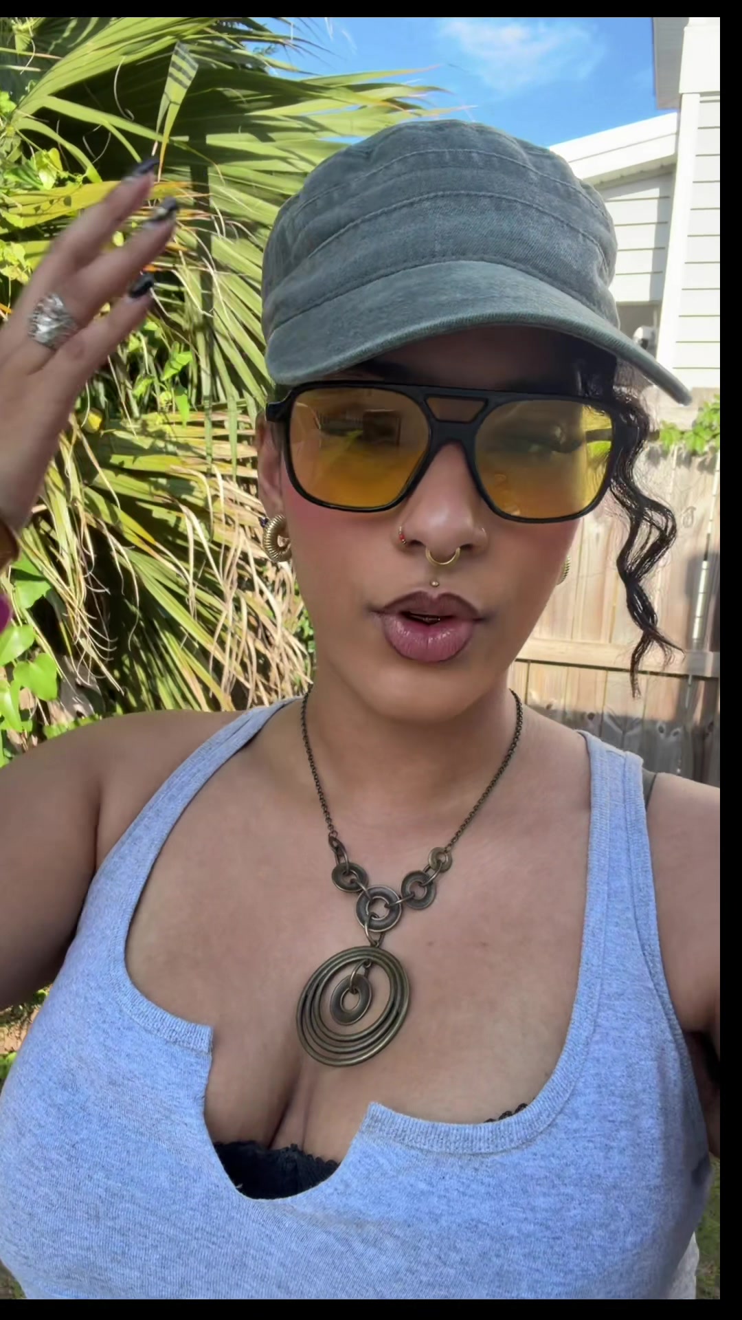 @lisa li