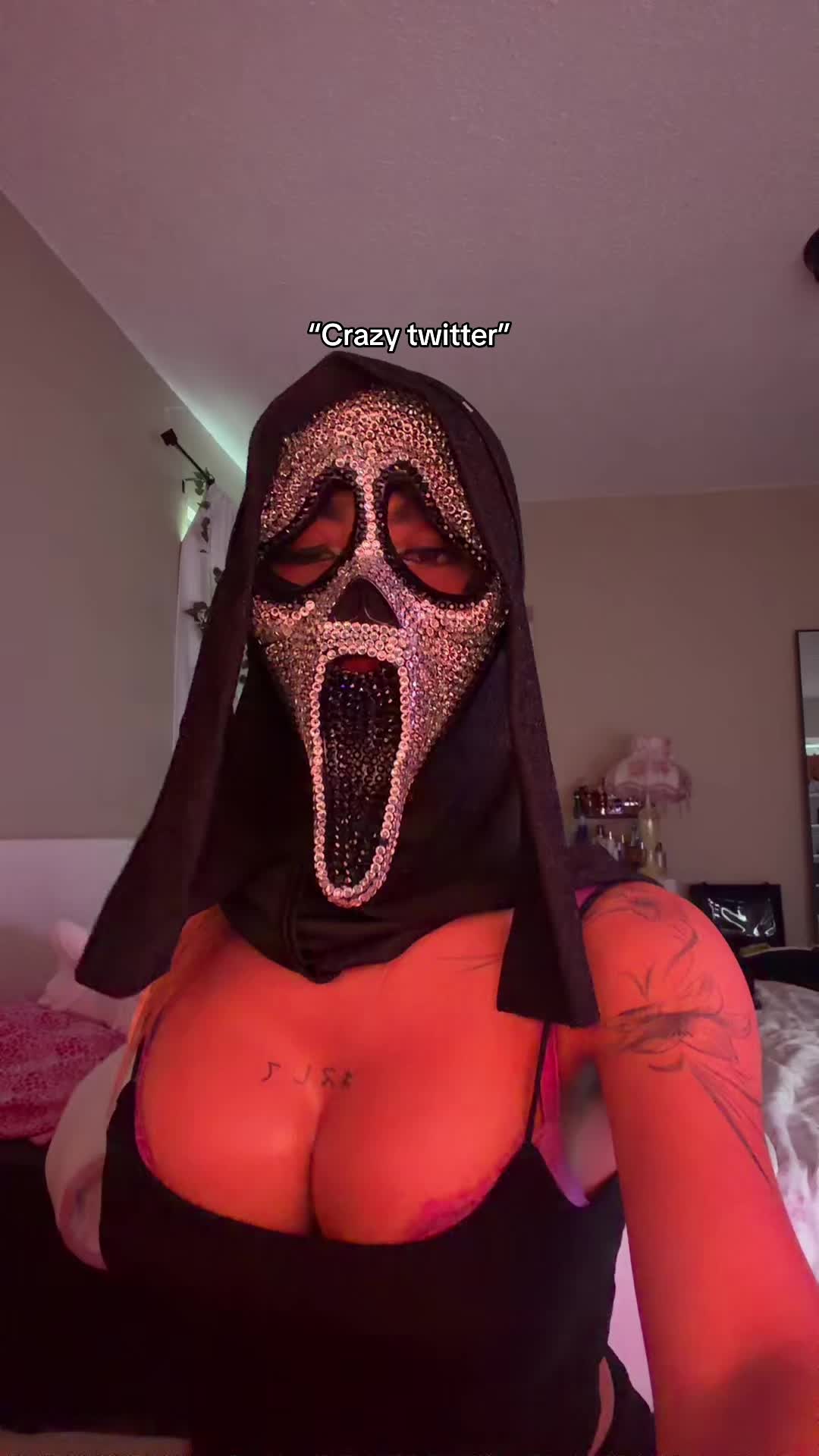 @Angietowers