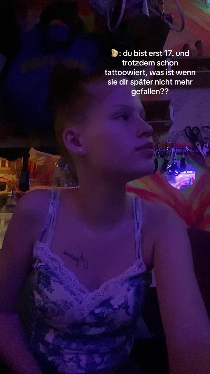 @👀