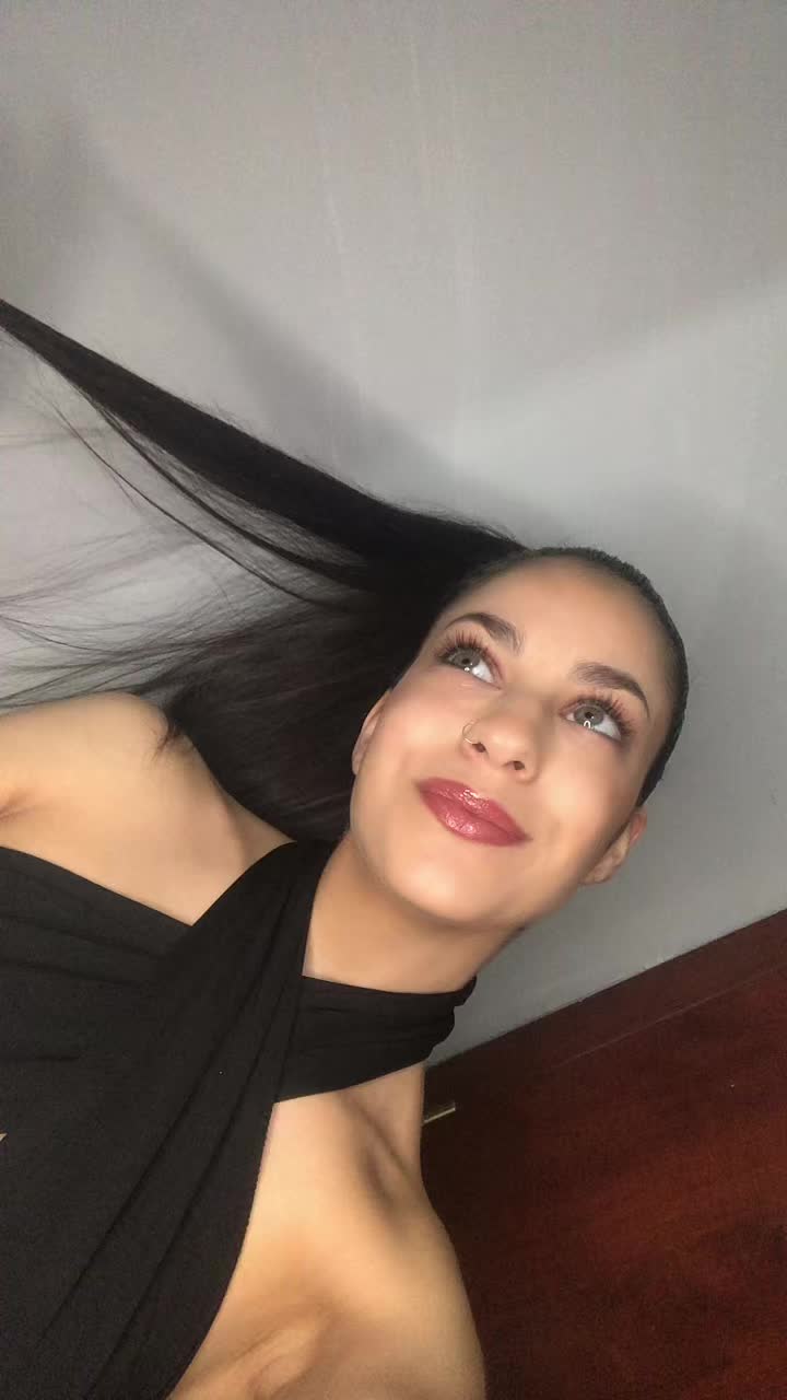 @R 👸🏽
