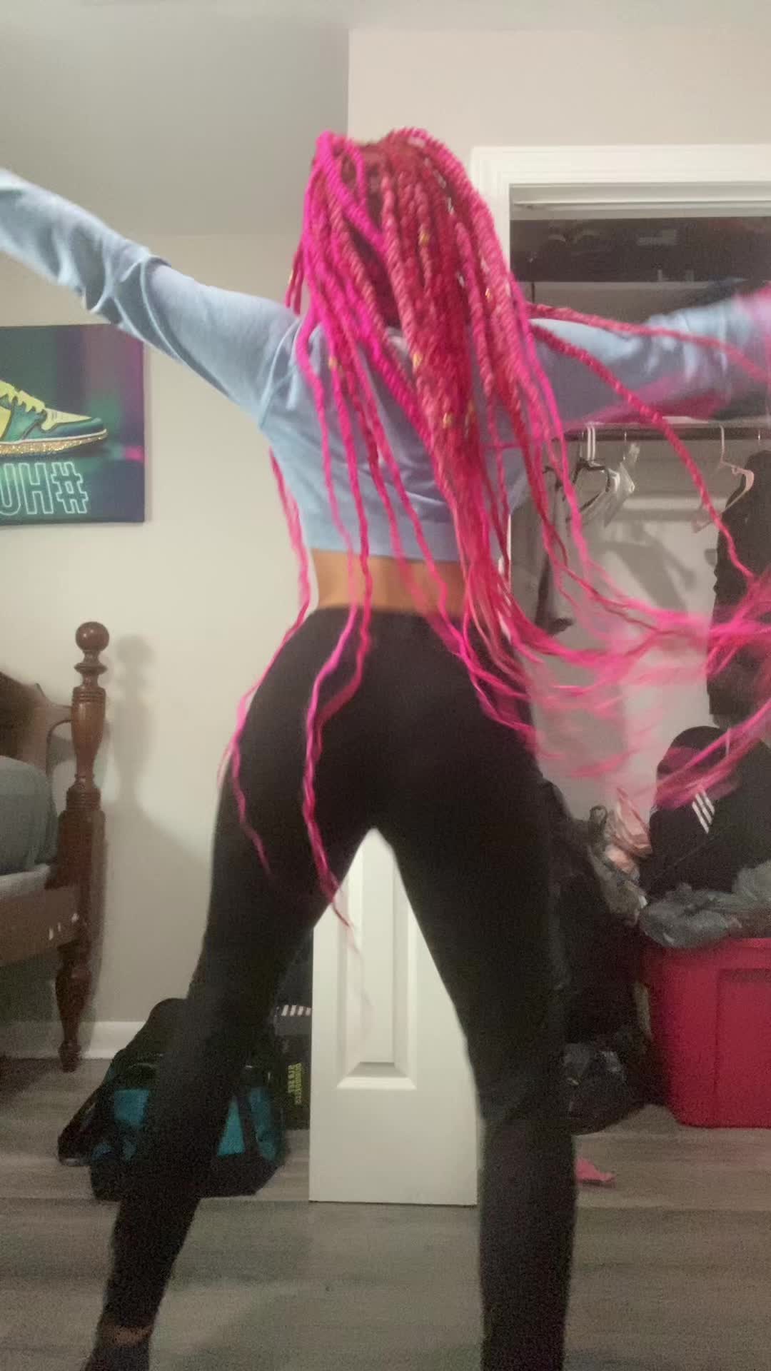 @Joliyannaaa