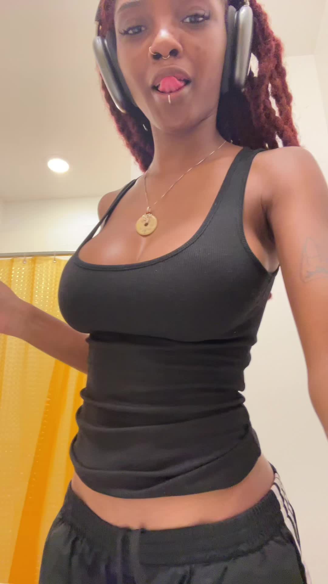 @cydney.williams