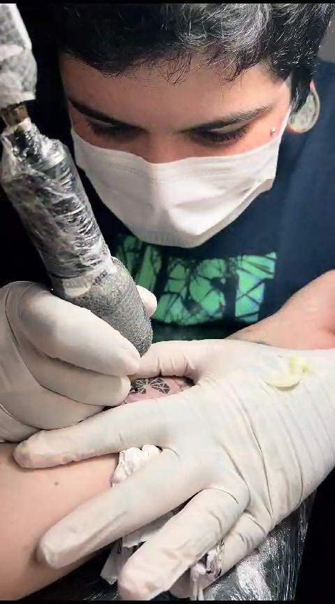 @nic_tattoo