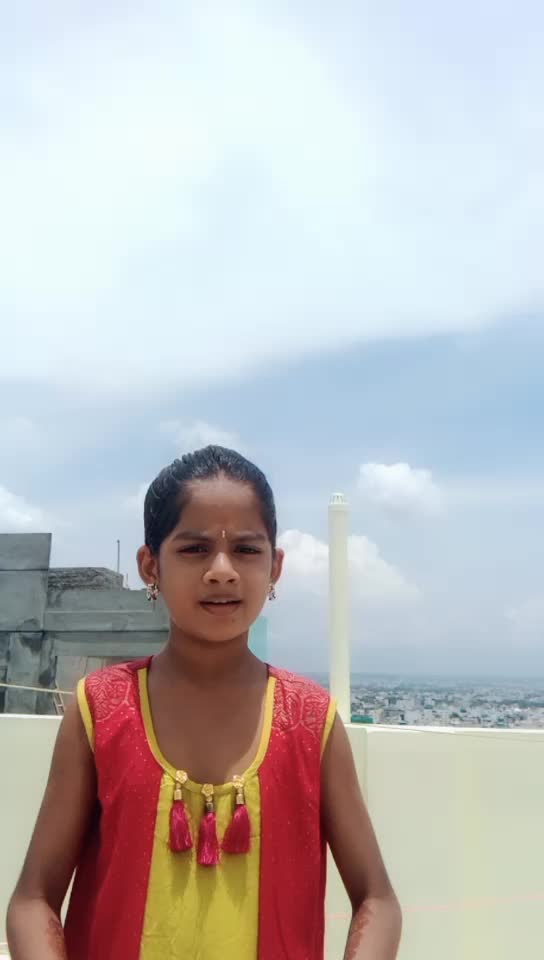 @rowdy girl poojitha
