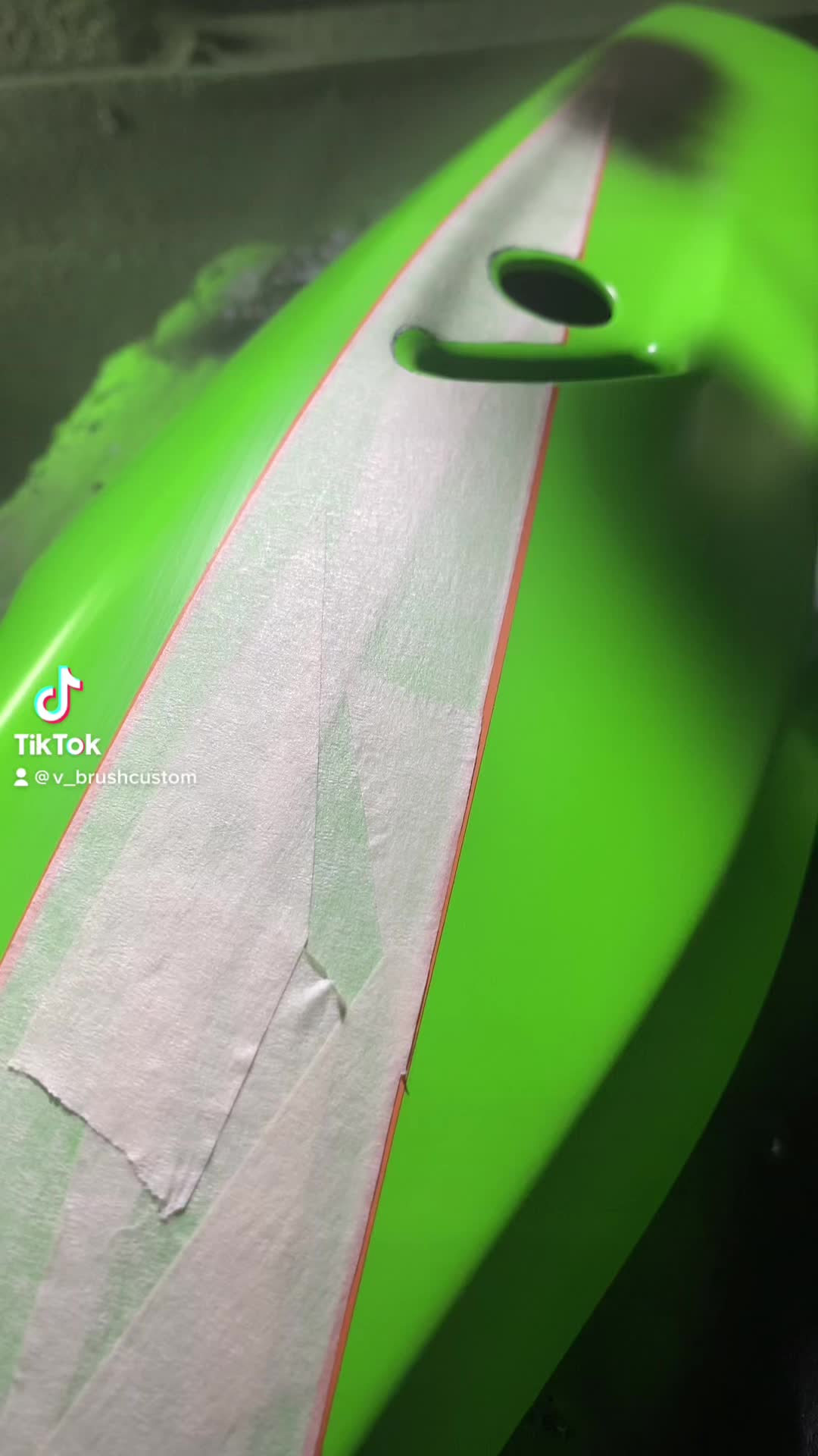 @v-brush