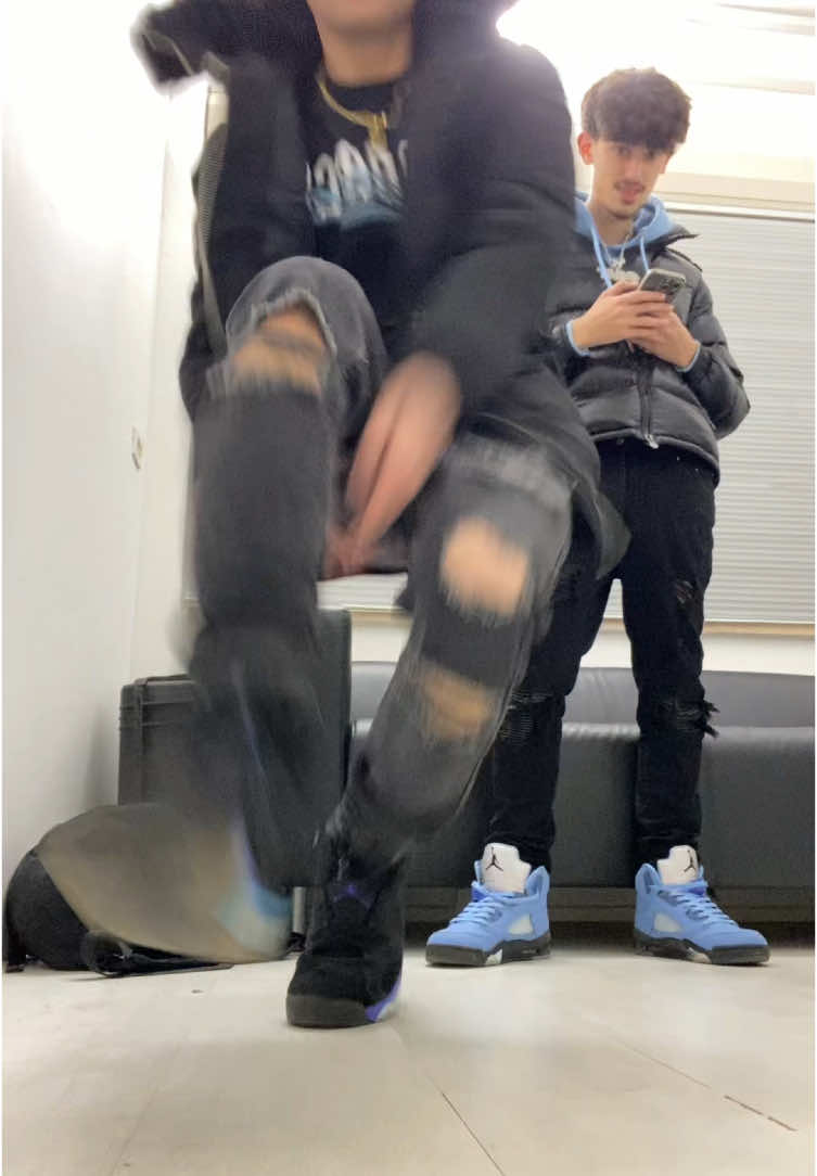 @⚜️𝕷𝖔𝖈𝖆𝖑 X̷s̷⚜️