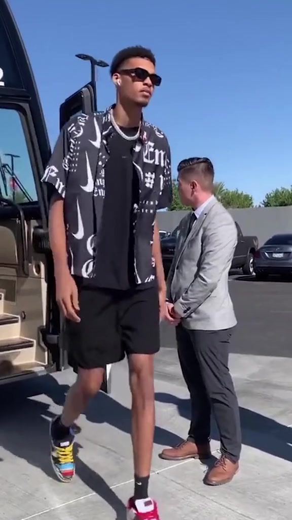 @hoop_fam