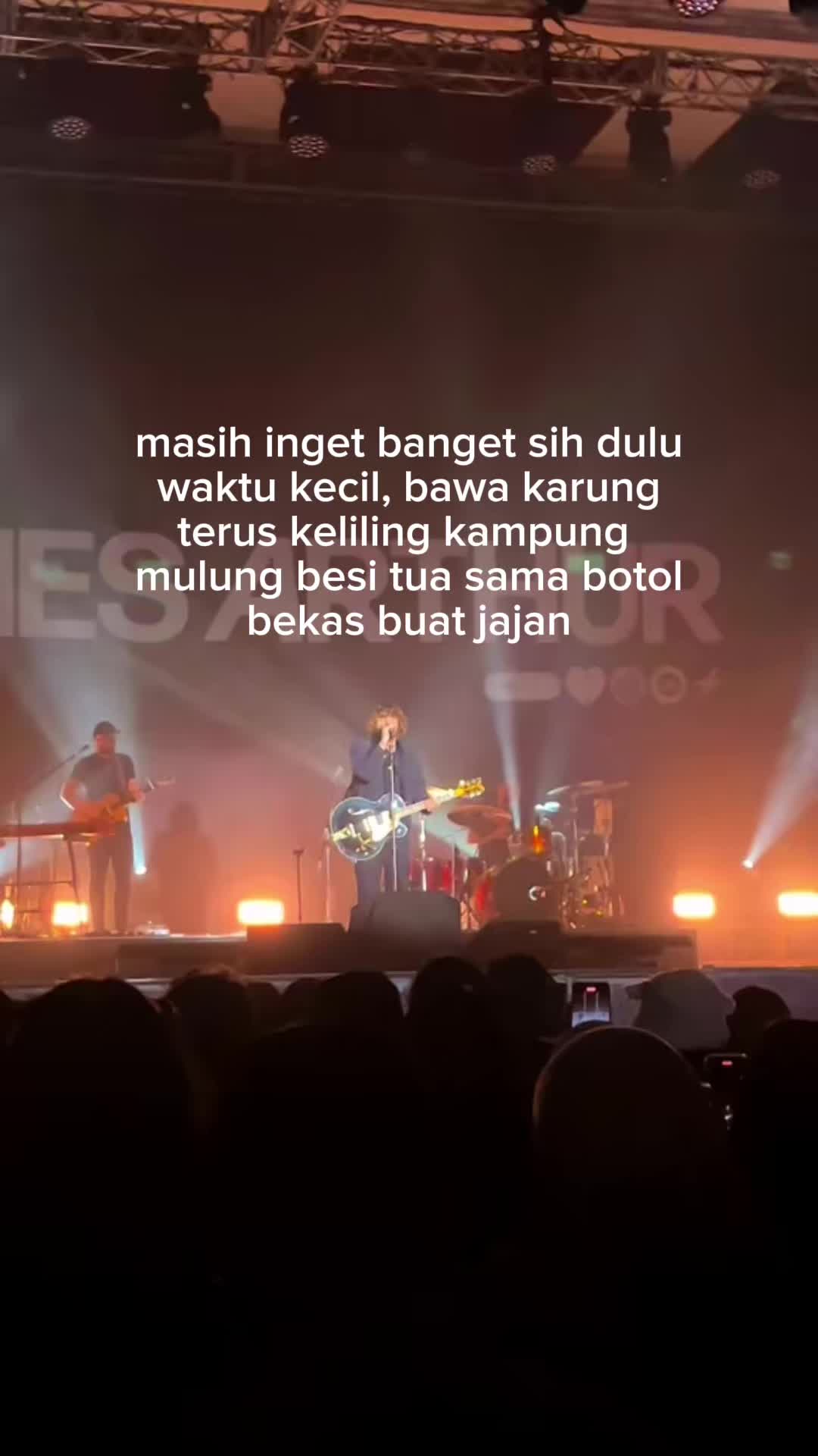 @SUKA GALAU🥀