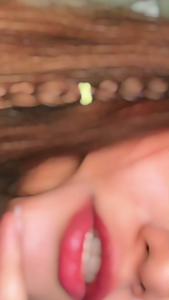 @Aneeza 🧸