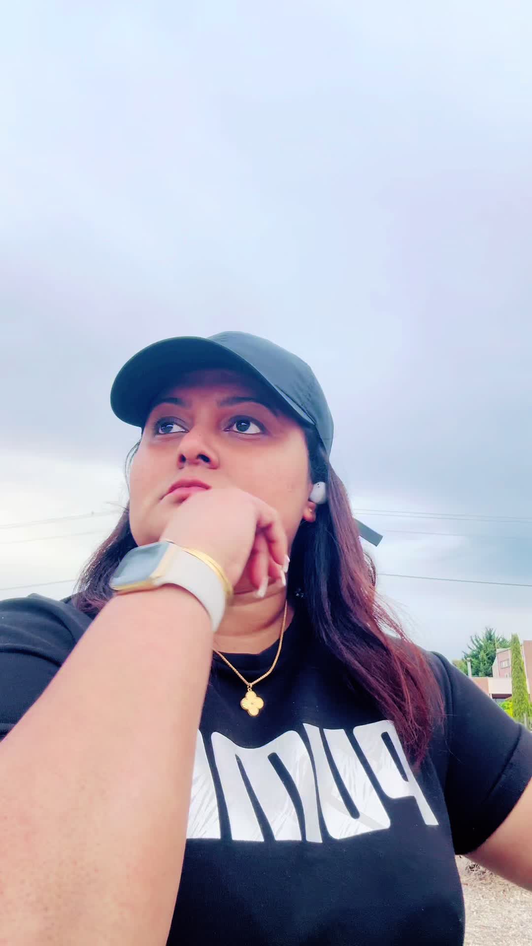 @tishanikaluarachchi