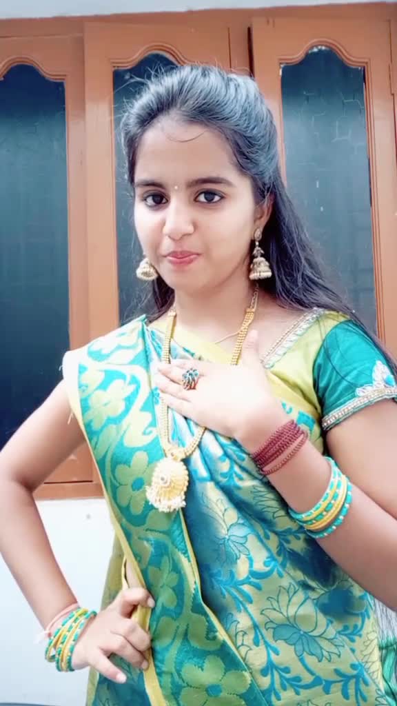 @navya_mudhiraj_200👑