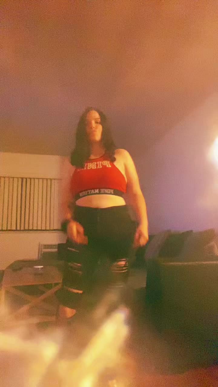 @Red_Baddie22